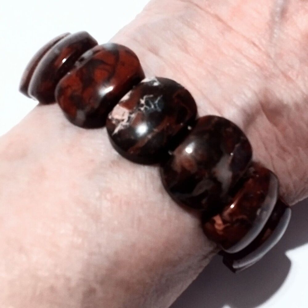 Natural Bloodstone Gemstone Polished Beaded Stretch Bracelet - Picture 4 of 6